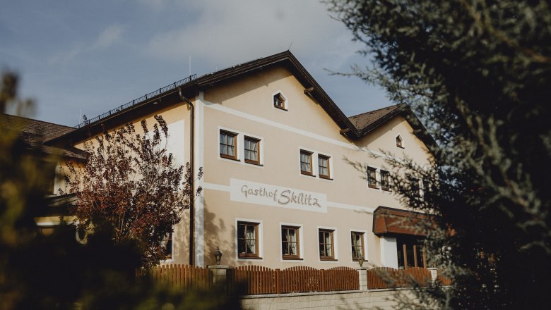 Wirtshaus mit großem Spielplatz, © Niederösterreich Werbung/Sophie Menegaldo