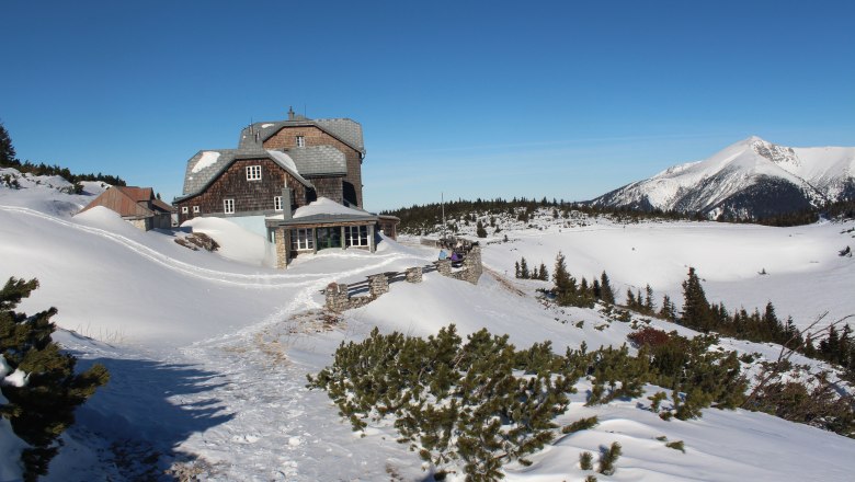 Ottohaus im Winter, © Scharfegger´s Raxalpen Resort