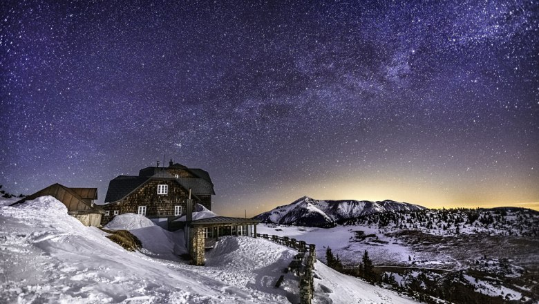 A clear, starry night in the Rax mountains, © Wiener Alpen/Christian Kremsl