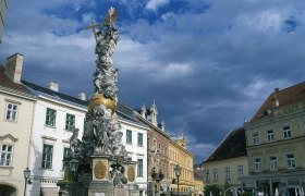 Trinity column on the main square in Baden, © Österreich-Werbung/Diejun