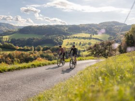 Gravelbiken im Wienerwald, © Niederösterreich Werbung/Markus Frühmann