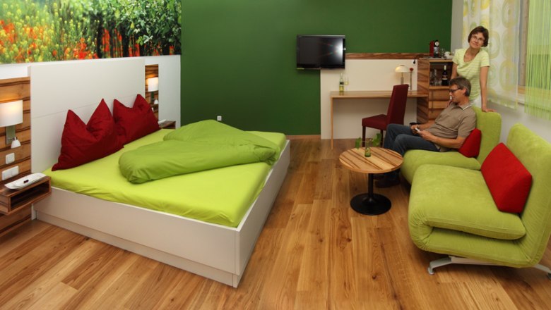 Genießerzimmer Veltlinersuite mit allem Komfort, © Familie Bohrn