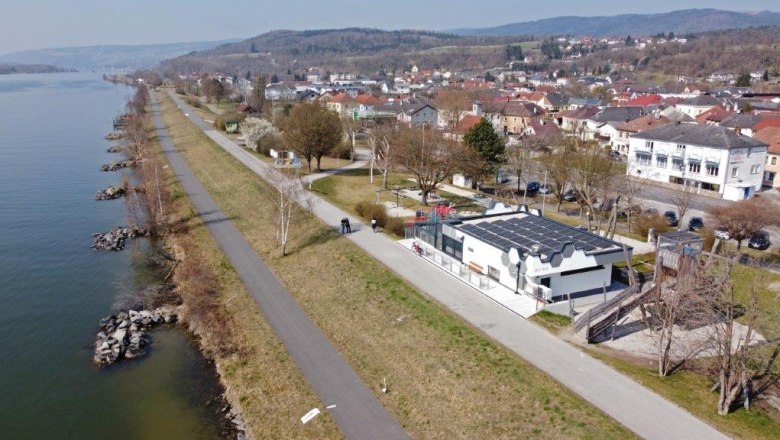 Luftansicht Bee Bar direkt an der Donau, © Einhard Giehrl