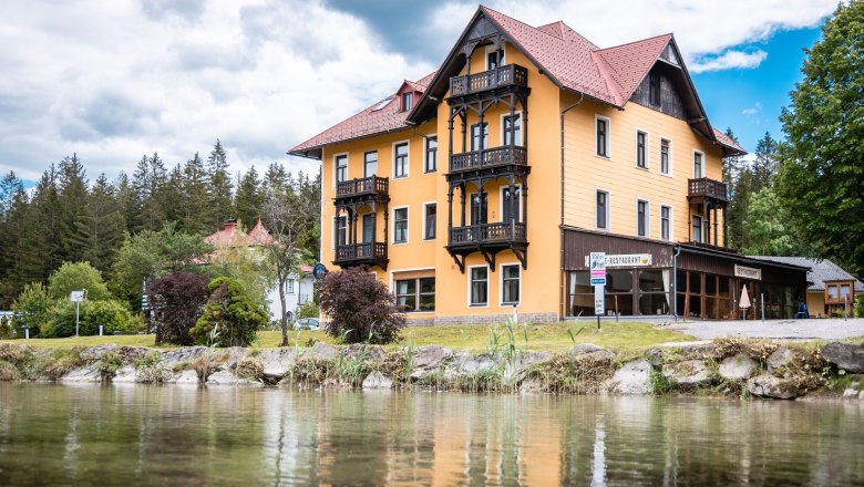 Herrenhaus am Erlaufsee, © Ferienwohnung Herrenhaus