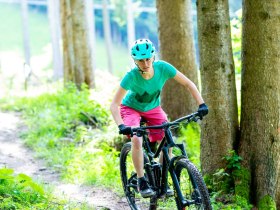 MTB_Singletrail_Lady, © (C) Wolfgang Wutzl