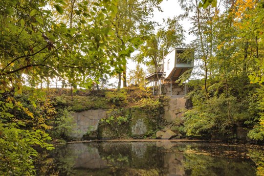 Sleep amongst the treetops at Baumhaus Lodge Schrems, © Klaus Fengler