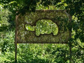 Landart Installation im Schlossparkt Eckartsau, © Donau Niederösterreich - Tourismusbüro Carnuntum-Marchfeld