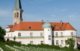 Umgeben von Weinbergen im alten Ortskern liegt Ihr "Home away from home", © Schloss Gumpoldskirchen Betriebs-GmbH