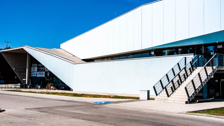 ice rink, © SPORTZENTRUM Niederösterreich GmbH