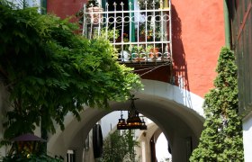 Das Weingut im Zentrum von Gumpoldskirchen, © Luegmayer