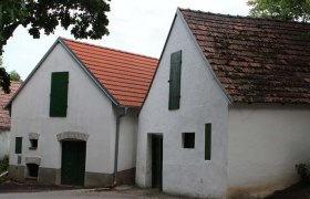 Kellergasse Bogenneusiedl, © Weinviertel Tourismus