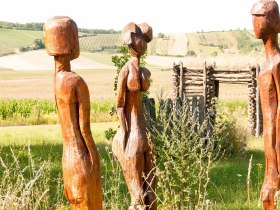 Figuren entlang des Weges, © Markus Heidegger