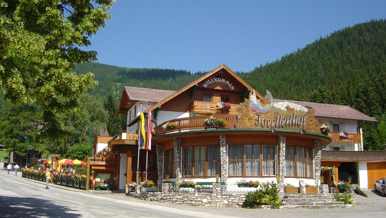 perfect hotel for hikers, © Forellenhof