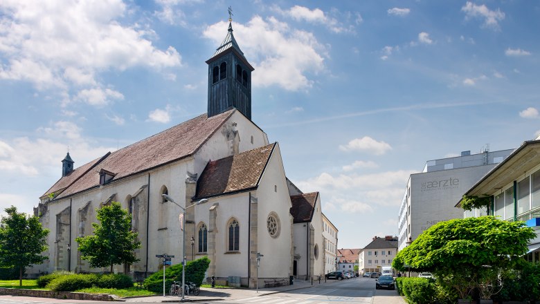 Stift Neukloster, © Wiener Alpen/Christoph Schubert