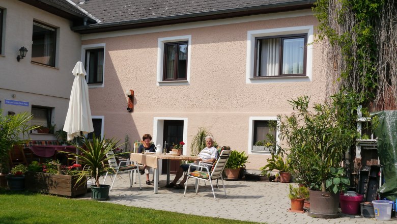 Terrasse im Innenhof, © fbeck