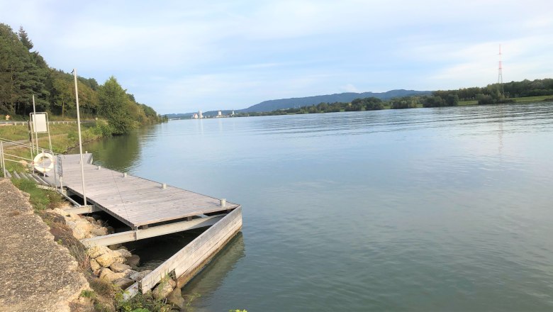 Ötscherblick Stube Gästesteg mit Pöchlarn im Hintergrund, © Donau NÖ Tourismus GmbH