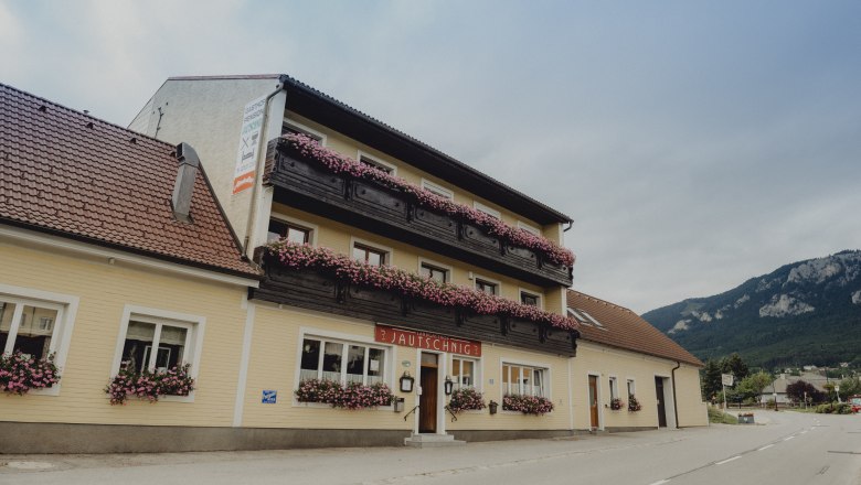 Landgasthof am Fuße der Hohen Wand, © Niederösterreich Werbung/Rita Newman