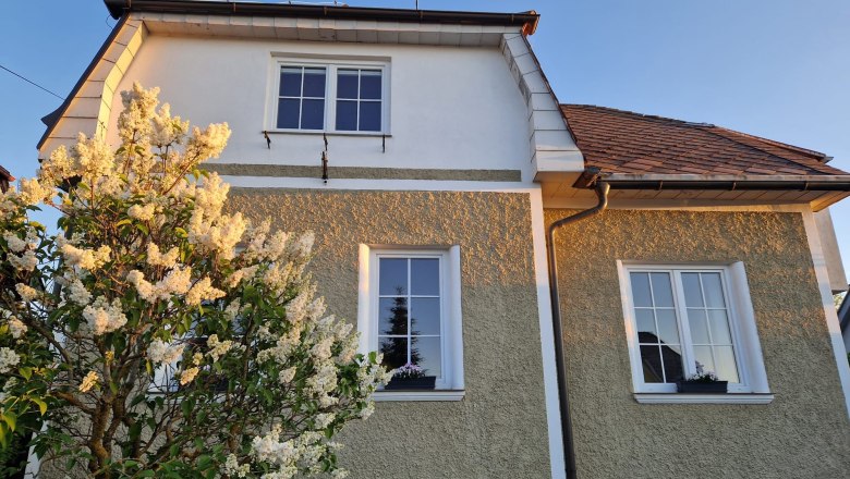 Das Ferienhaus Ottenschlag ist eigentlich eine fast 100-jährige Villa in der Nähe des Oberen Teichs, © U.E.