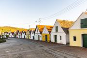 Colorful facades of the cellar rows in Falkenstein., © WTG_POV_Robert Herbst