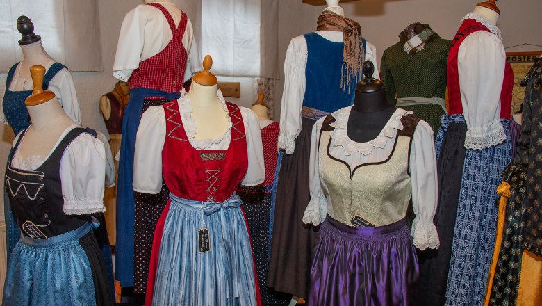 Tracht im Museum, © Christian Leneis, NÖN Kremser Zeitung