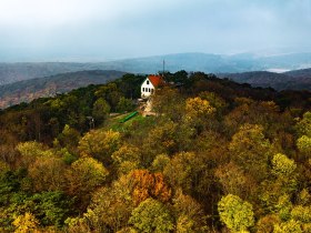 Klesheimwarte/ Rudolf Proksch Hütte, © Wienerwald Tourismus