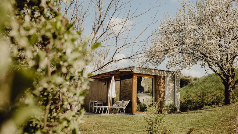 Urlauben im hauseigenen Wiener Alpen Bett, © Niederösterreich Werbung/Sophie Menegaldo