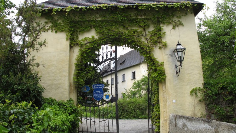 Eingangstor zur Burg Oberranna, © Donau NÖ Tourismus_JMZ