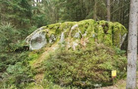 Gugelhupfstein bei Eberweis, © Margit Weikartschläger