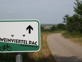 Beschilderung "Weintour mit Einsichten", © Retzer Land