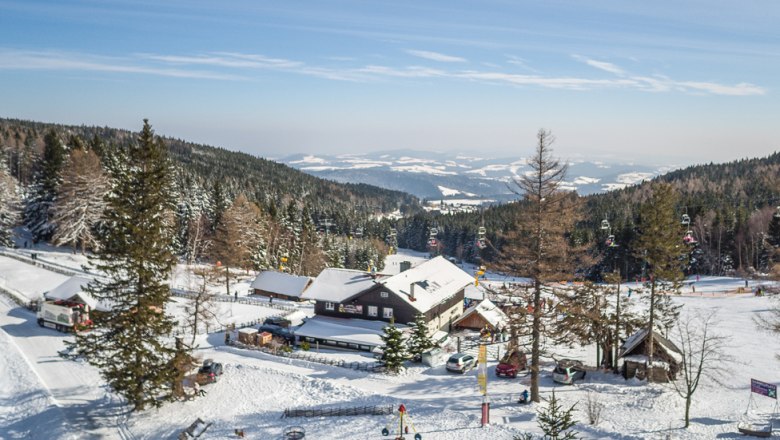 Berggasthof Mönichkirchner Schwaig, © Schischaukel-Mönichkirchen-Mariensee-GmbH-Fülöp