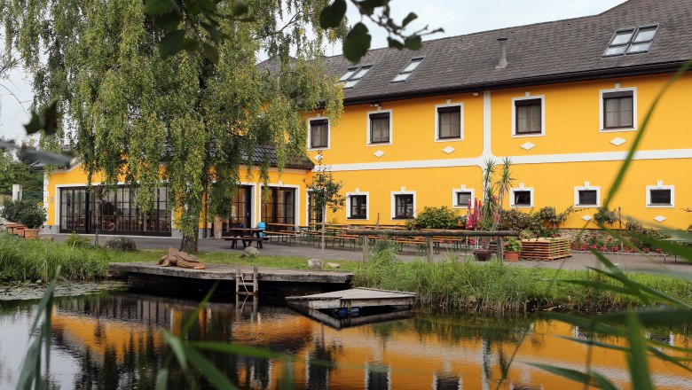 Perbersdorfer "Heuriger" tavern, © weinfranz.at