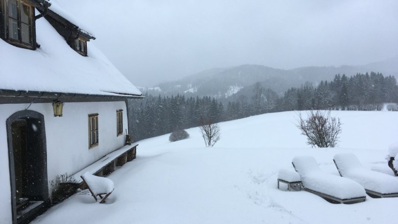 Ferienhaus Hinterbreiteneben in weißer Pracht, © Johannes Hoyos