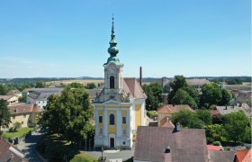 Stadtpfarrkirche St. Johannes d.T. Groß-Siegharts, © Stadtpfarre Groß-Siegharts